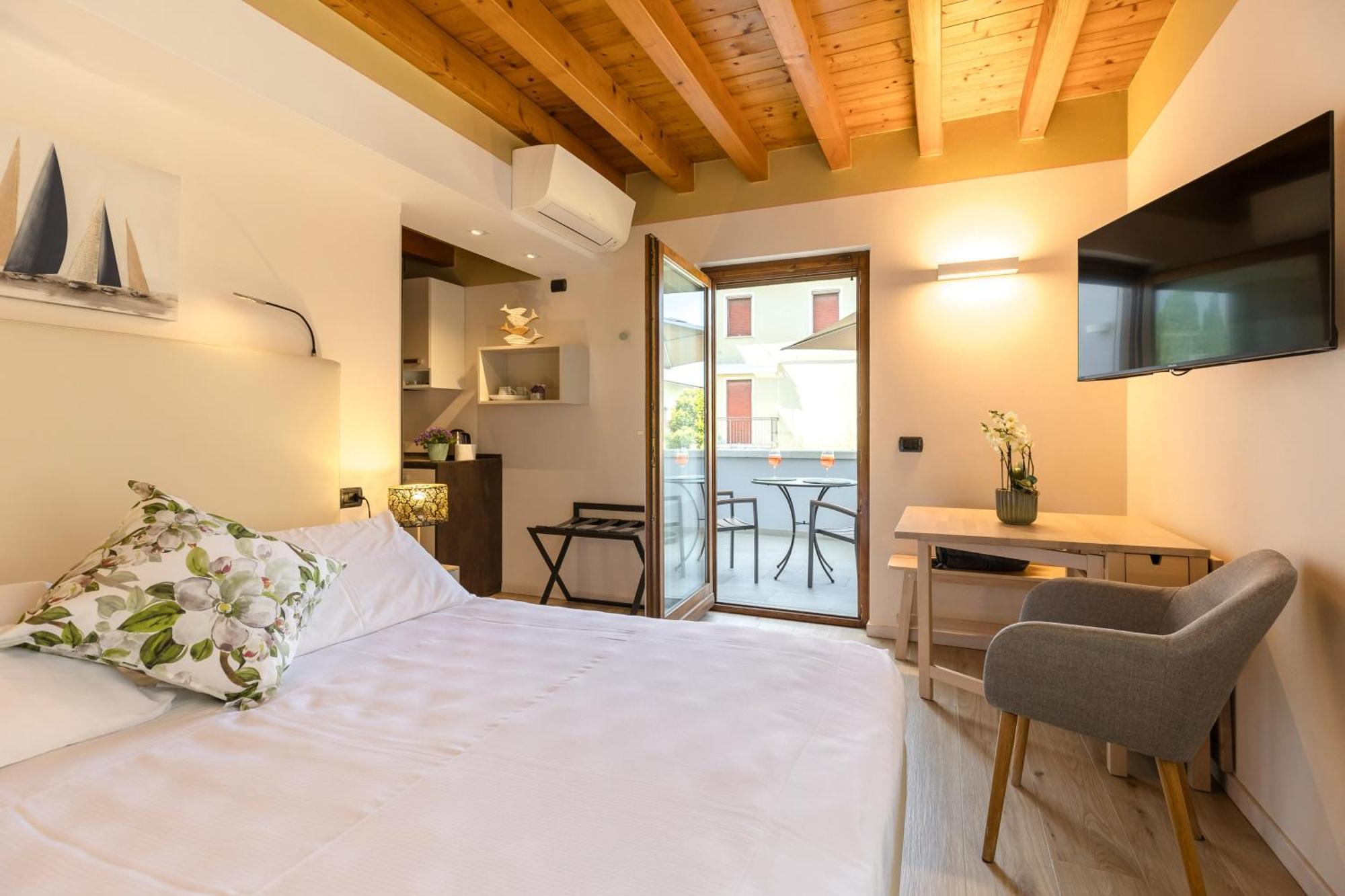 Charming Sirmione Bed & Breakfast Ngoại thất bức ảnh