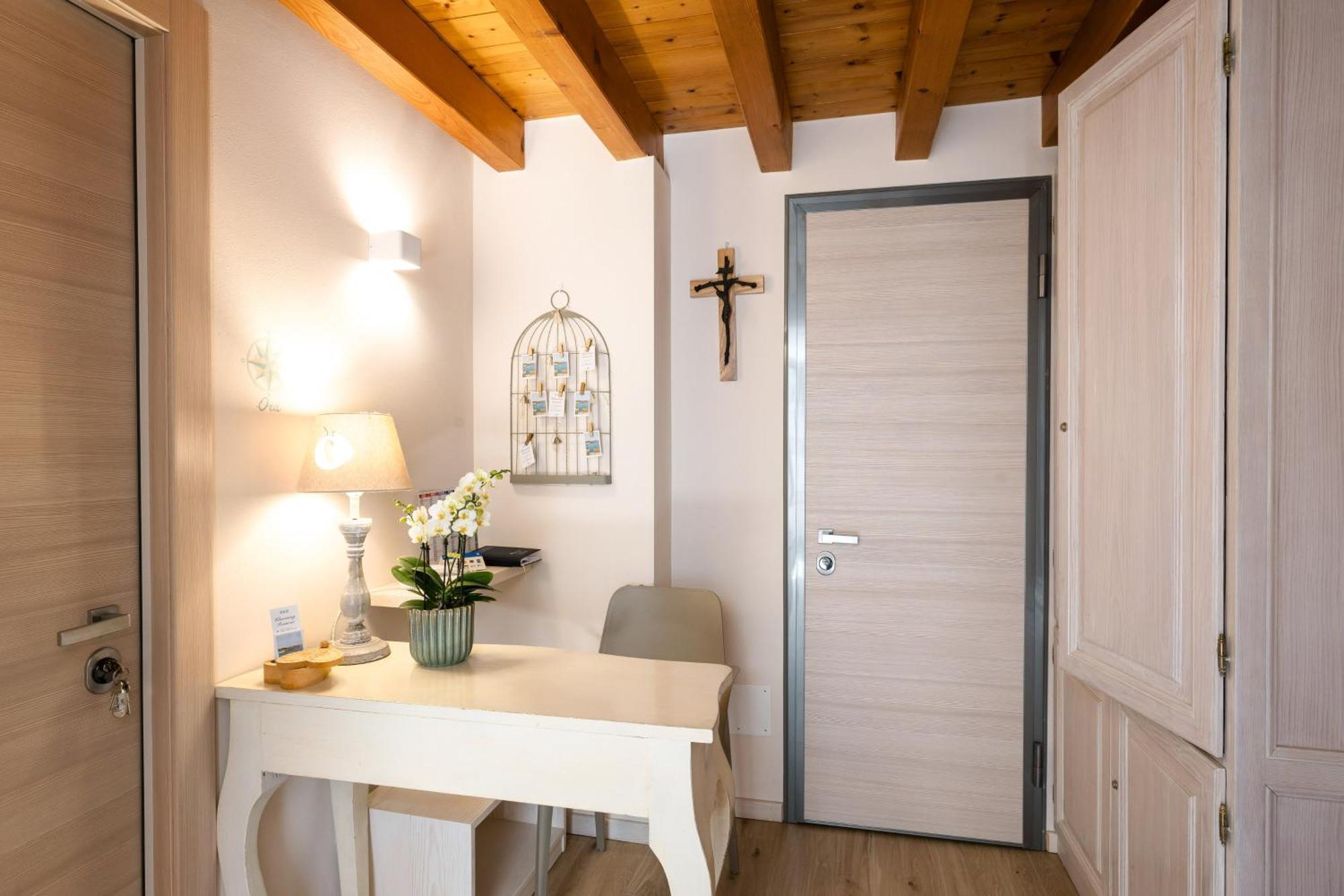 Charming Sirmione Bed & Breakfast Ngoại thất bức ảnh